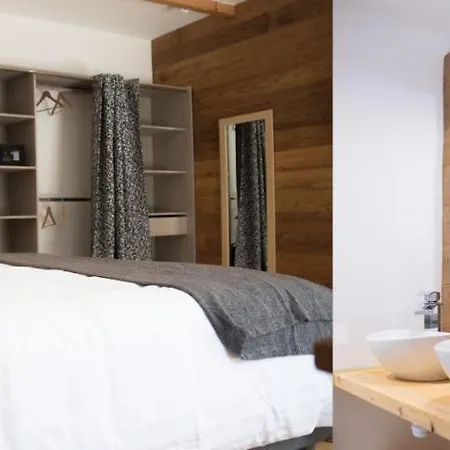 Le Passe Montagne Bed & Breakfast 3*